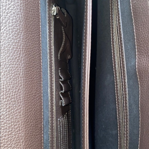 Giorgio Armani messenger bag new other tags - Picture 7 of 11